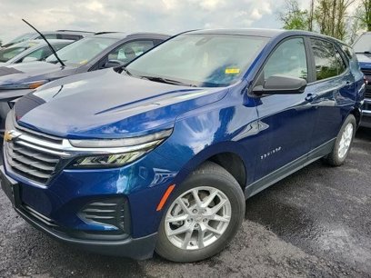 Used 2022 Chevrolet Equinox LS w/ LS Convenience Package