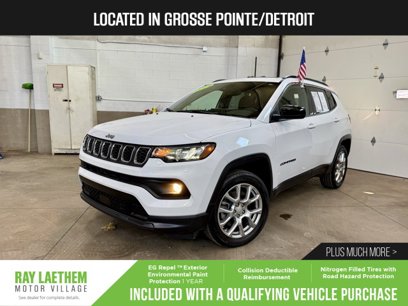 Used 2024 Jeep Compass Latitude w/ Sun and Sound Group