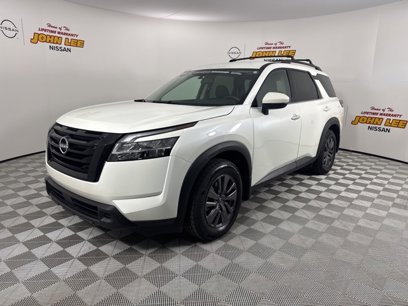 Certified 2022 Nissan Pathfinder SV