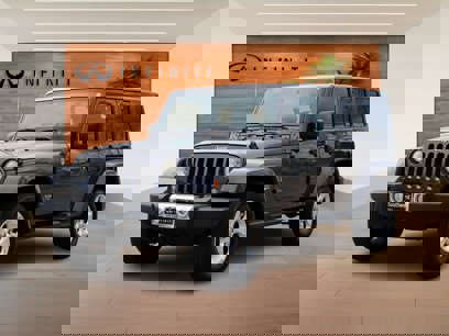 Used 2014 Jeep Wrangler Unlimited Sahara w/ Trailer Tow Group