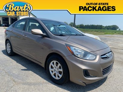Used 2012 Hyundai Accent GLS w/ Comfort Pkg 2