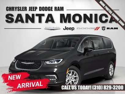 New 2026 Chrysler Pacifica Limited