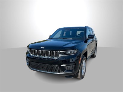 New 2025 Jeep Grand Cherokee Laredo X w/ Luxury Tech Group I