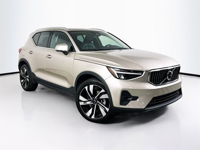Used 2023 Volvo XC40 B5 Plus w/ Protection Package Premier