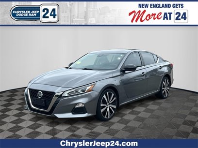 Used 2021 Nissan Altima 2.5 SR w/ SR Premium Package