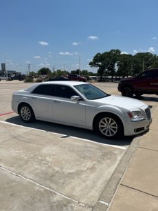 Used 2012 Chrysler 300 Limited w/ Luxury Group