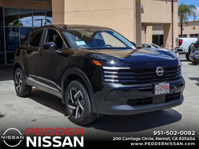 New 2025 Nissan Kicks SV