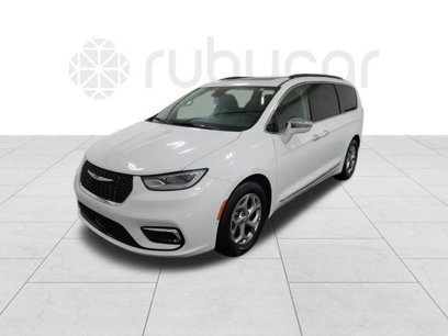 Used 2022 Chrysler Pacifica Limited