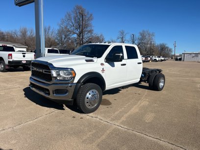 New 2024 RAM 4500 Tradesman w/ Chrome Appearance Group