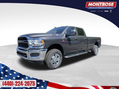 New 2024 RAM 2500 Tradesman w/ Chrome Appearance Group