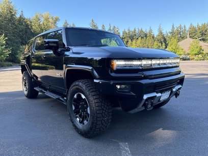 New 2024 GMC Hummer EV 2X w/ Extreme Off-Road Package