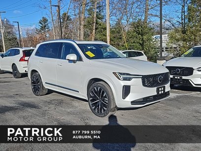 New 2025 Volvo XC90 T8 Plus w/ Protection Package Premier