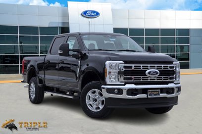New 2025 Ford F250 XL w/ FX4 Off-Road Package