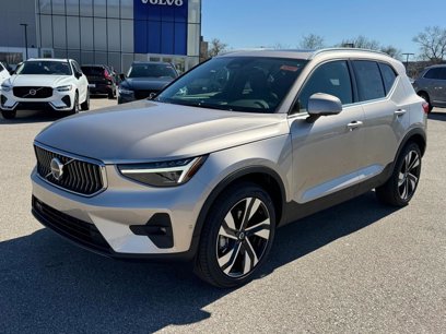 Certified 2024 Volvo XC40 B5 Ultimate w/ Climate Package