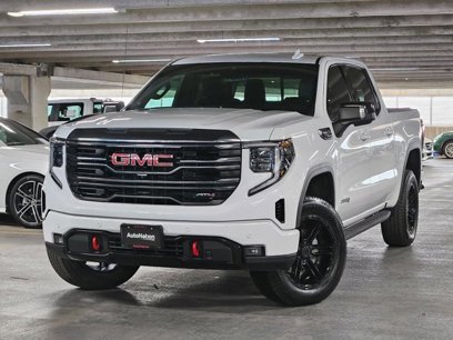 Used 2023 GMC Sierra 1500 AT4 w/ AT4 Premium Package