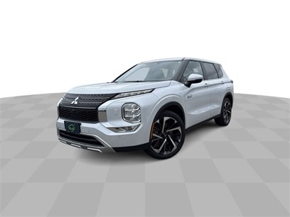 Used 2023 Mitsubishi Outlander SE