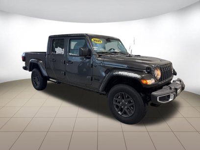 New 2025 Jeep Gladiator Sport