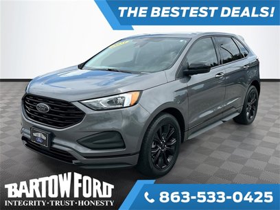Used 2022 Ford Edge SE w/ Black Appearance Package
