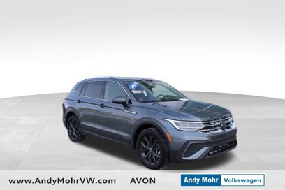 Used 2024 Volkswagen Tiguan SE w/ Panoramic Sunroof Package