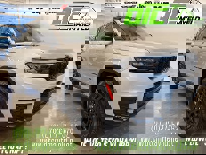 Used 2024 Jeep Grand Cherokee L Laredo