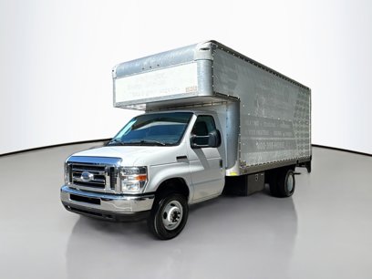 Used 2018 Ford E-450 and Econoline 450 Super Duty w/ Power Windows & Locks Group