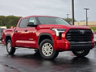 New 2025 Toyota Tundra SR5 w/ SR5 Convenience Package