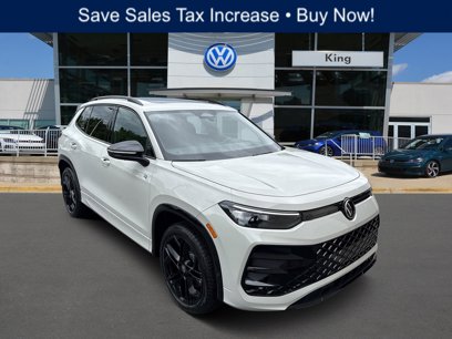 New 2025 Volkswagen Tiguan SE R-Line