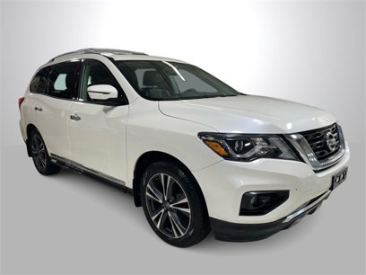 Used 2017 Nissan Pathfinder Platinum w/ Family Entertainment Package
