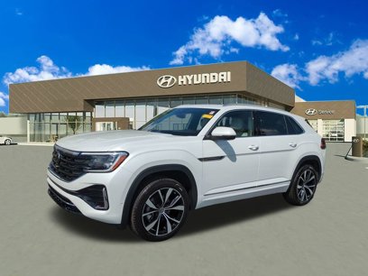 Used 2025 Volkswagen Atlas Cross Sport SEL Premium R-Line