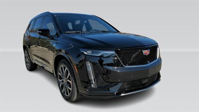 Used 2024 Cadillac XT6 Sport w/ Technology Package