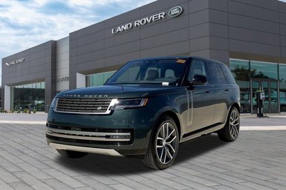New 2025 Land Rover Range Rover SE