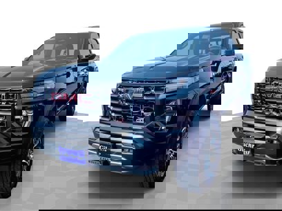 New 2025 GMC Canyon AT4