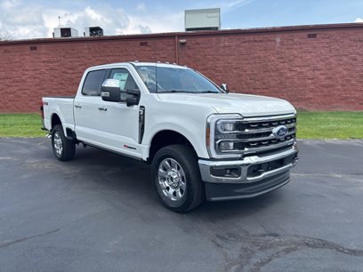 New 2025 Ford F350 4x4 Crew Cab Super Duty