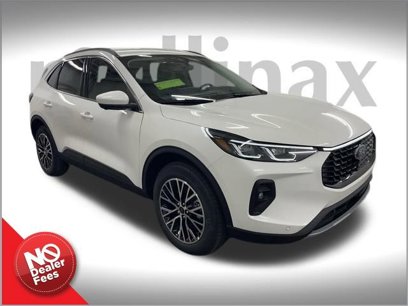 New 2025 Ford Escape SE w/ PHEV Premium Package