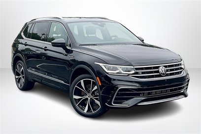 Used 2024 Volkswagen Tiguan SEL R-Line