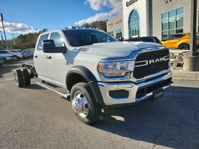 New 2024 RAM 5500 Tradesman w/ Chrome Appearance Group
