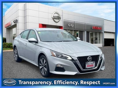 Used 2022 Nissan Altima 2.5 SV
