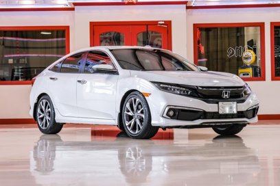 Used 2019 Honda Civic Touring