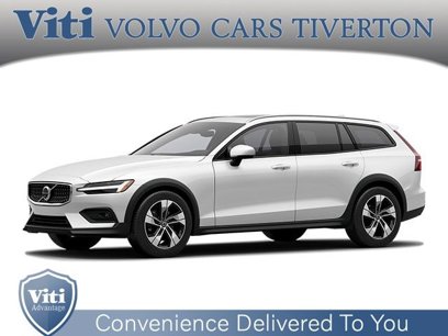 Used 2024 Volvo V60 B5 Cross Country Plus