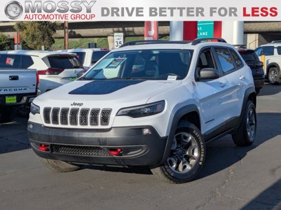 Used 2019 Jeep Cherokee Trailhawk w/ Comfort/Convenience Group
