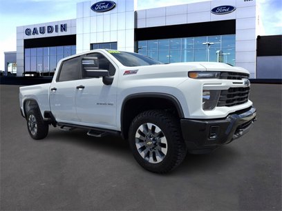Used 2024 Chevrolet Silverado 2500 Custom w/ Custom Value Package