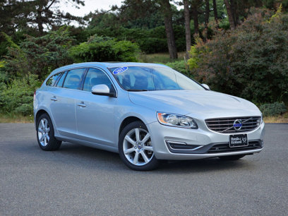 Used 2017 Volvo V60 T5 Premier w/ Convenience Package