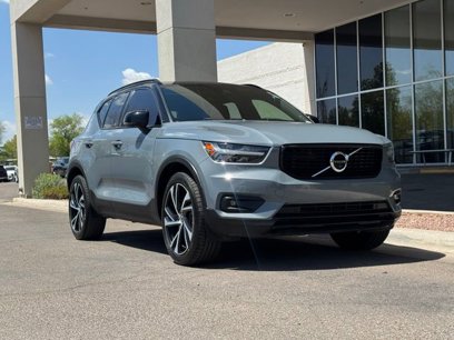 Used 2020 Volvo XC40 T4 R-Design w/ Protection Package Premier