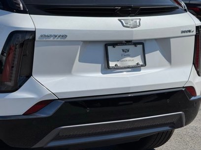 New 2025 Cadillac Optiq Sport 2 w/ LPO, ONYX Package