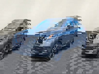Used 2019 Nissan Kicks SR w/ SR Premium Package