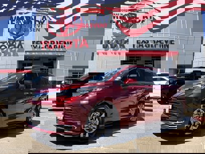 Used 2022 Toyota Sienna XLE