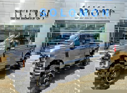 New 2025 Ford F250 4x4 Crew Cab Super Duty