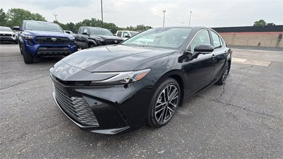 New 2025 Toyota Camry XLE w/ Premium Plus Package