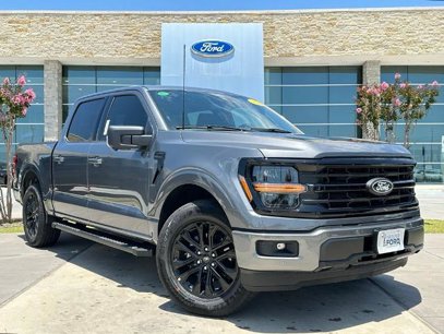 New 2025 Ford F150 XLT w/ Equipment Group 302A MID