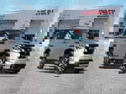 New 2025 Nissan Pathfinder SL